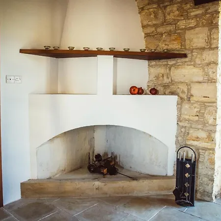 Mylofou Semesterbostad Lofou