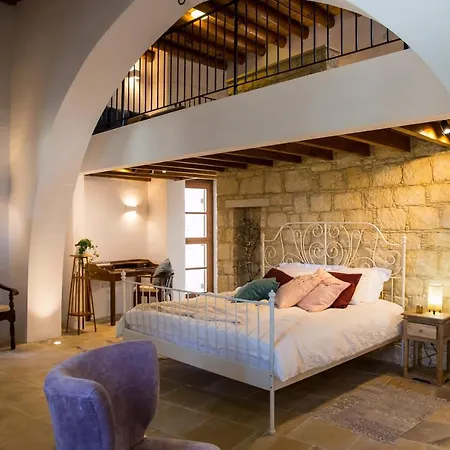 Case de vacanță Mylofou Lofou