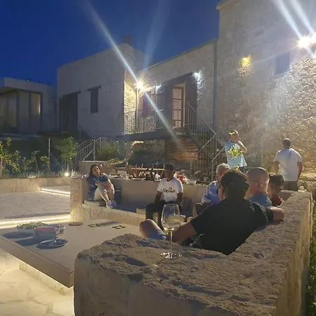 Mylofou Case de vacanță